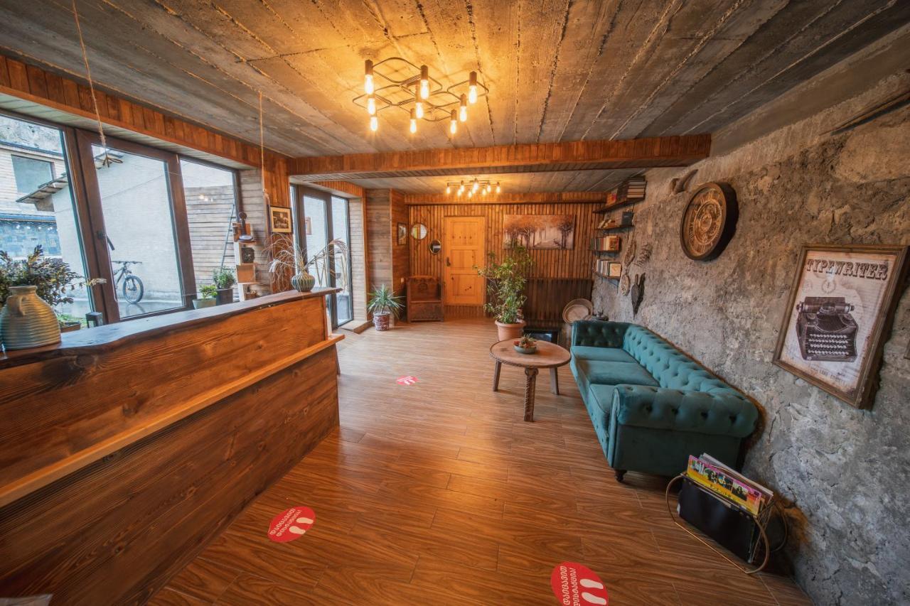 Hotel Old House Μέστια Εξωτερικό φωτογραφία