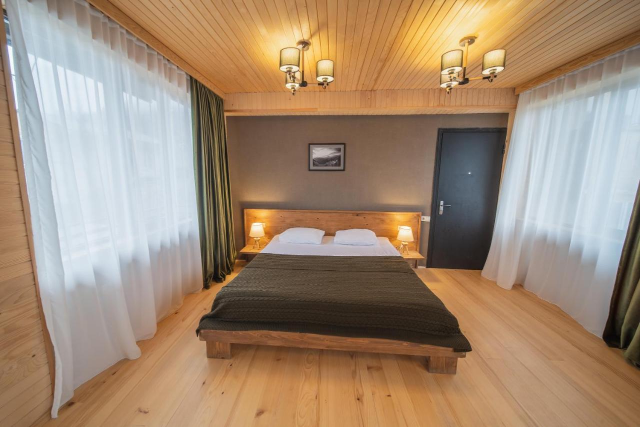 Hotel Old House Μέστια Εξωτερικό φωτογραφία