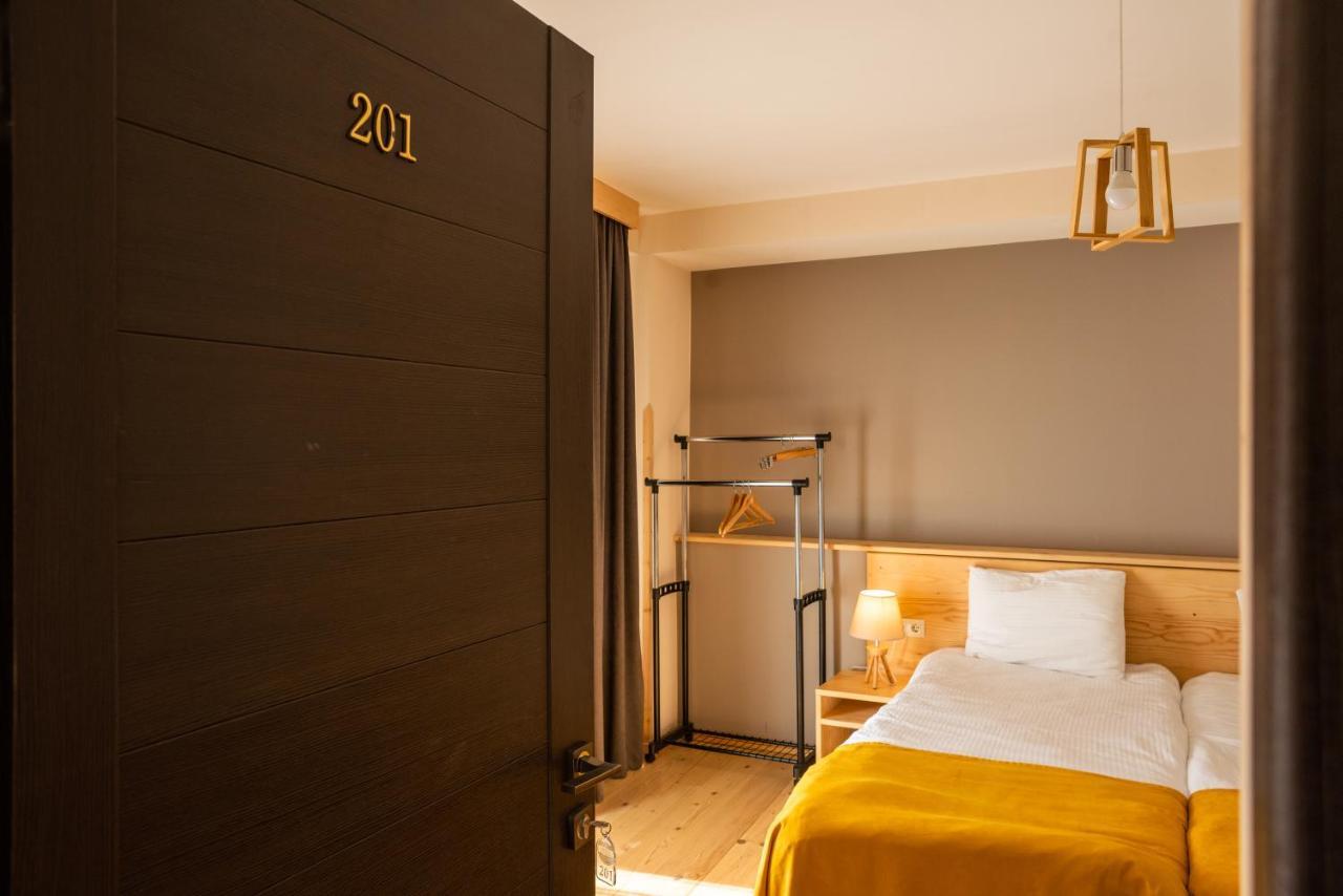 Hotel Old House Μέστια Εξωτερικό φωτογραφία