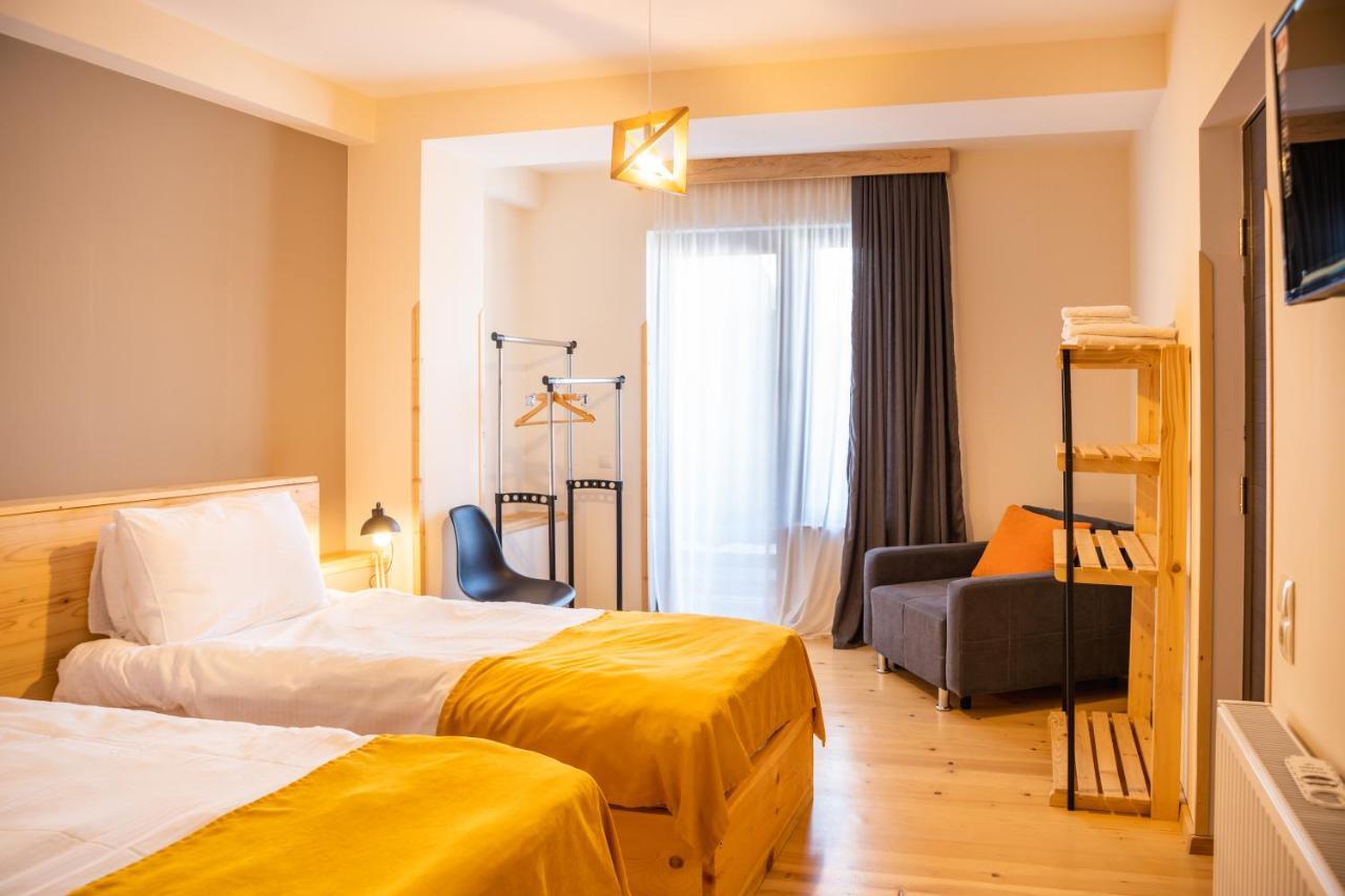 Hotel Old House Μέστια Εξωτερικό φωτογραφία